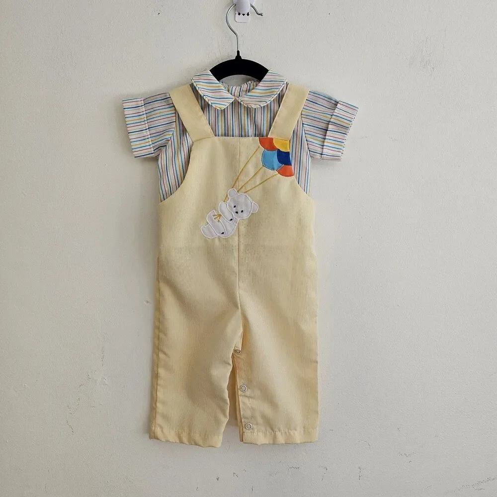 Yellow and multi-colored baby unisex 2-piece outfit, size 3-6m. EUC. Made in USA